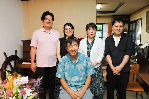 山の音楽家サロンでの集合写真