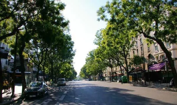 現在のポワソニエール大通り