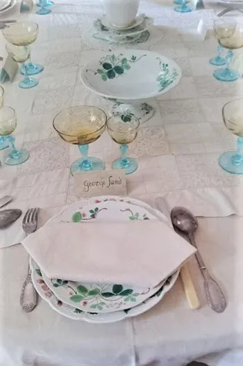 サンド家のダイニングルーム