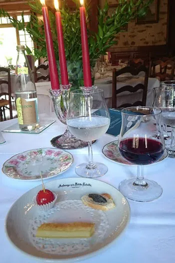 ショパン・メニューのアミューズ・ブーシュ（突き出し）