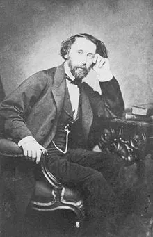 シュルホフ, ユリウス