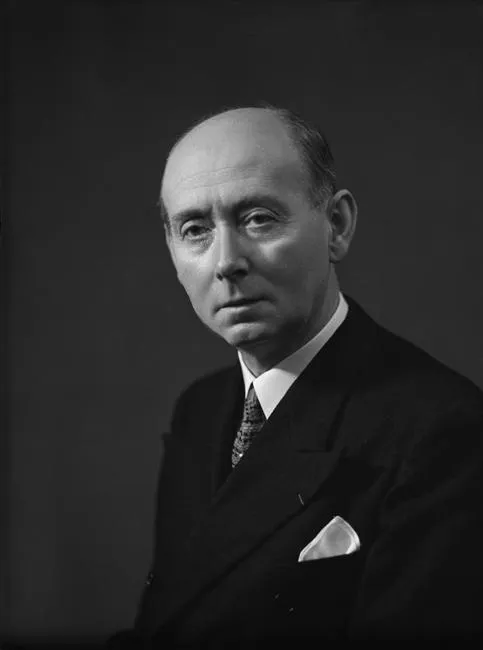 サマズイユ, ギュスターヴ